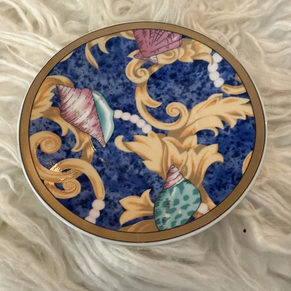 Vtg Otagiri Kimiko Ikeda Espresso Teacup And Saucer Gold‎ Trim Shell And Scroll